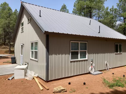 CALIFORNIA FIRE RESISTANT 30 X 40 GALVANIZED STEEL CABIN KIT OR HOME KIT - Picture 10 of 12