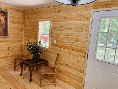 CUSTOM BUILT TINY BUILDING WITH ELEGANT CABIN DESIGN + FINANCING AVAILABLE - Picture 5 of 11