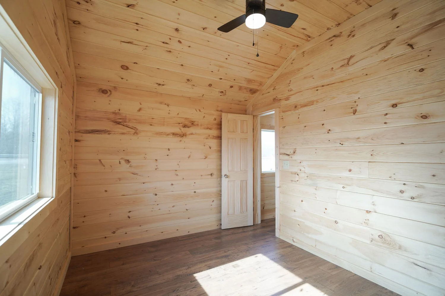 Cabin-11.jpg