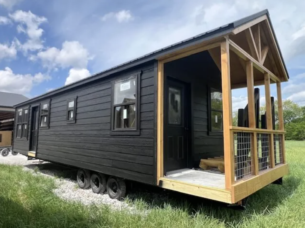 11′2 ×40 Park Model Cabin with Smart Layout for Under $70,000