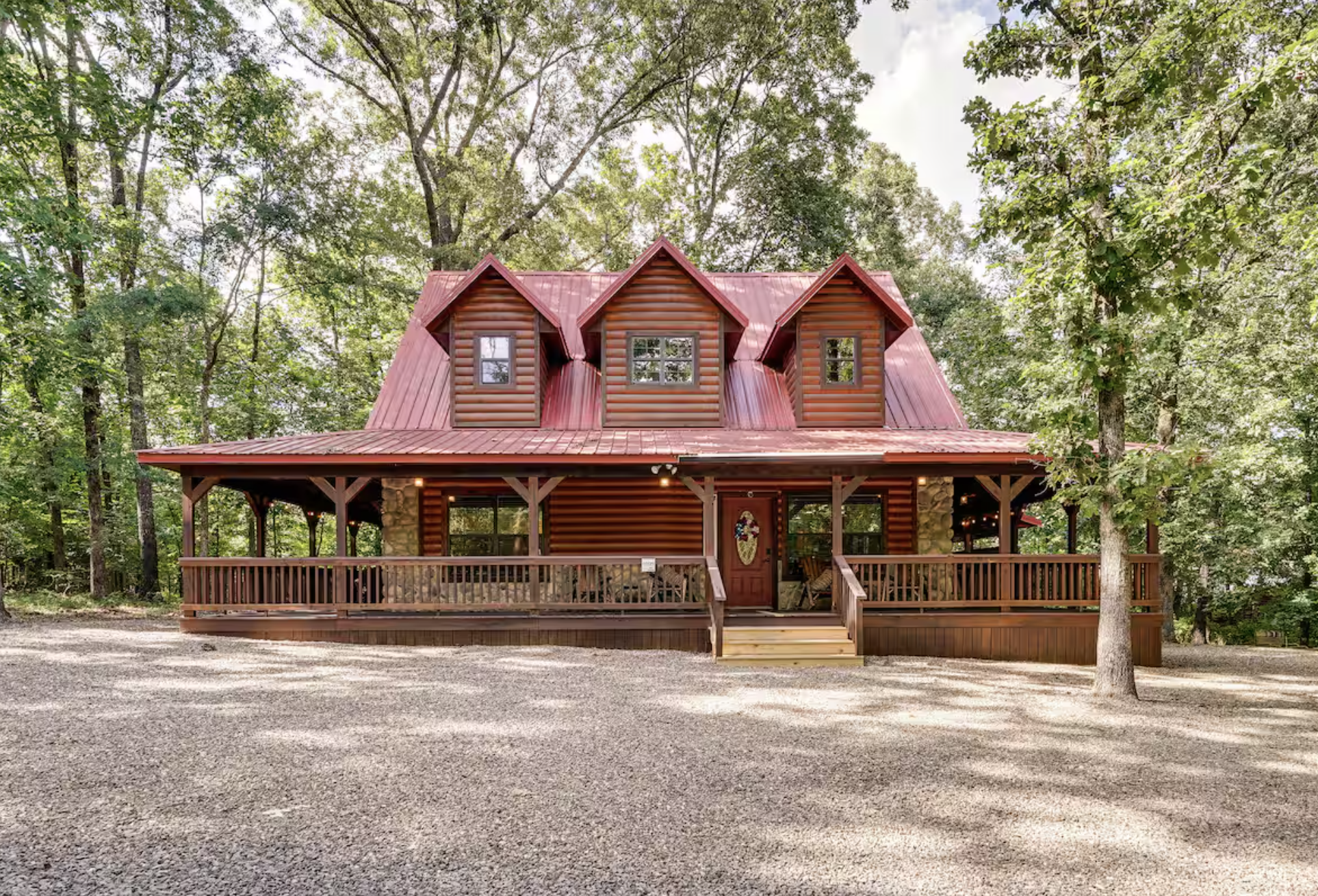 Spacious Log Cabin Filled with Rustic Charm