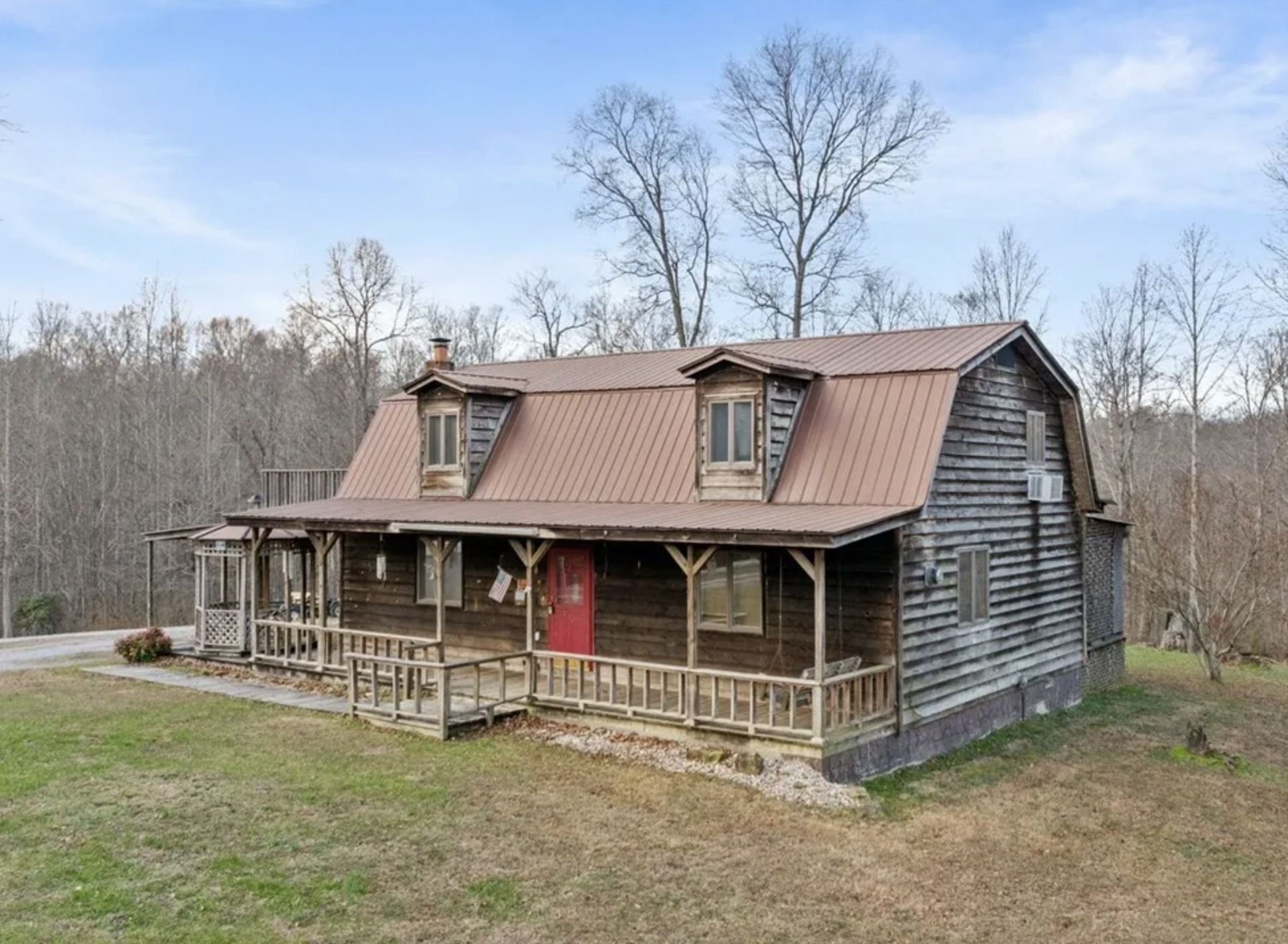 3-Bedroom Rustic Cabin on 16 Acres