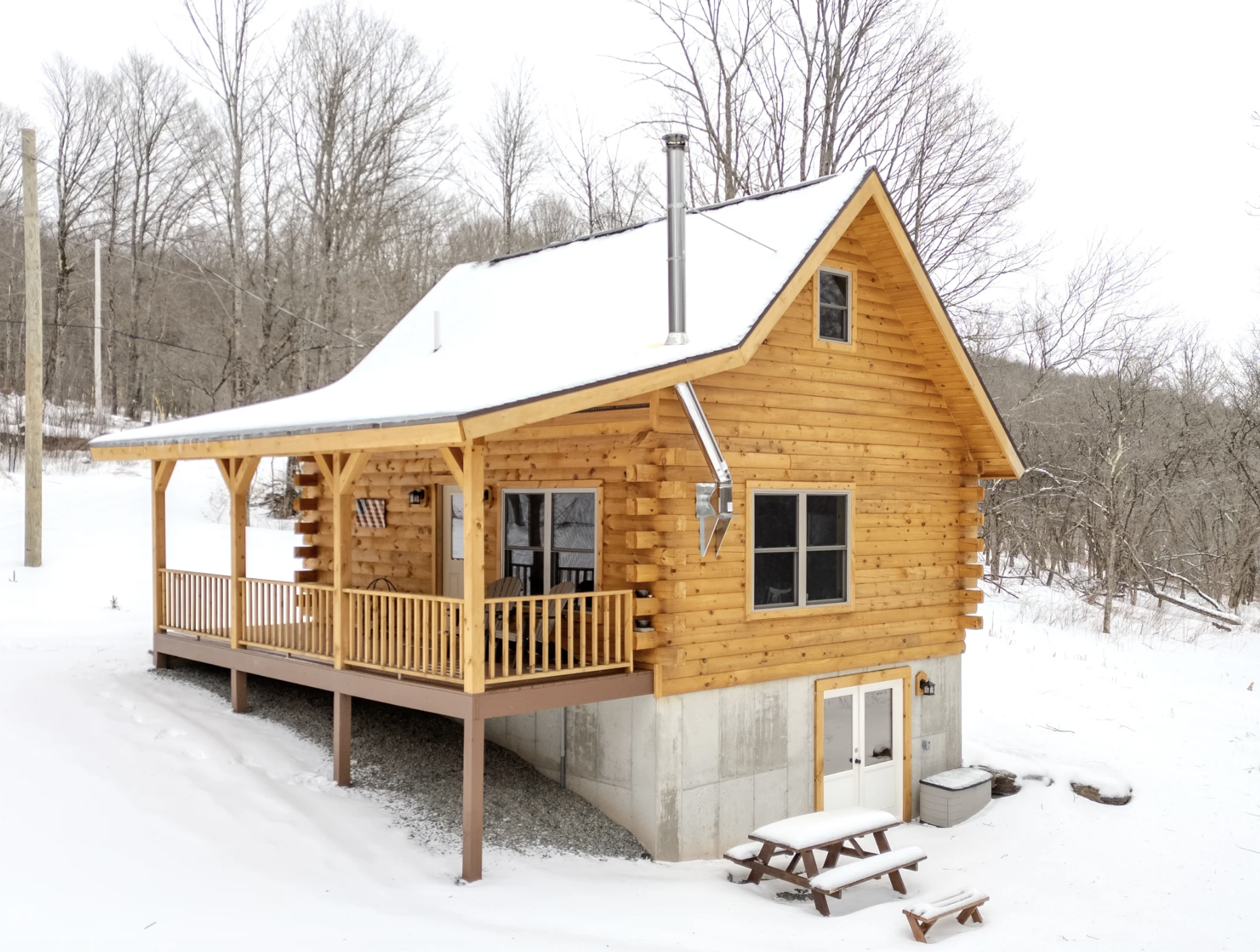  800-Sq.Ft. Cowboy Jr. Cabin with White Pine Wood